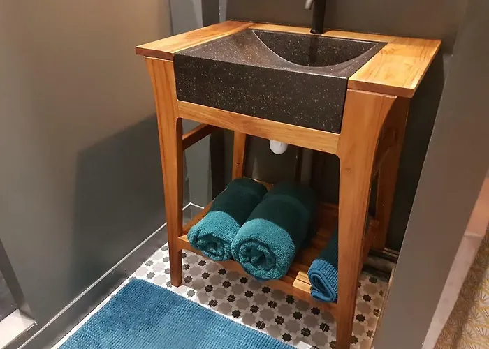 Lägenhet Le Repaire De Rougemare Deco Soignee Et Chaleureuse, Centre Historique *