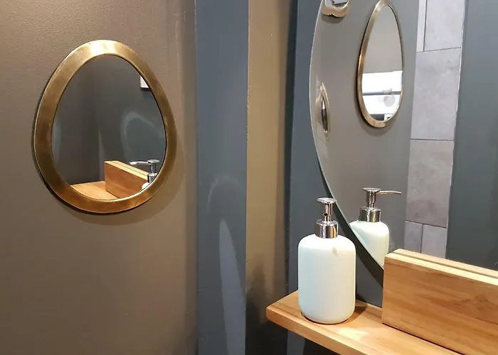 Lägenhet Le Repaire De Rougemare Deco Soignee Et Chaleureuse, Centre Historique *